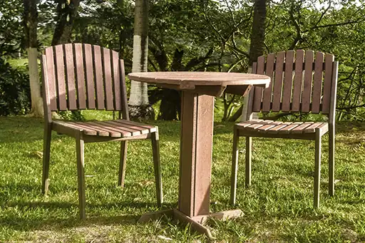 Conjunto mesa e cadeira para área de lazer: loja
