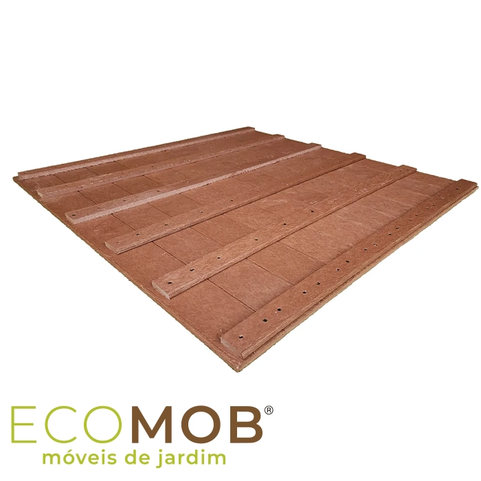 Deck modular fabricado em madeira plástica